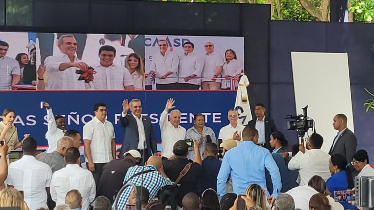 Gobierno invierte RD$68 millones en saneamiento cañada Cachón Oeste en SDE