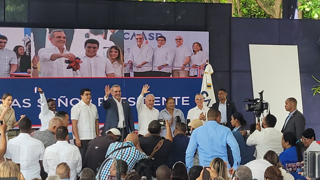 Gobierno invierte RD$68 millones en saneamiento cañada Cachón Oeste en SDE