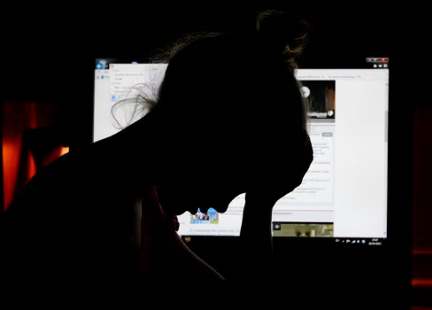 Detenida una mujer colombiana por ciberacoso a un hombre con el que tuvo una relación