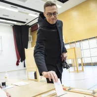 Abren los colegios electorales para las elecciones presidenciales en Finlandia