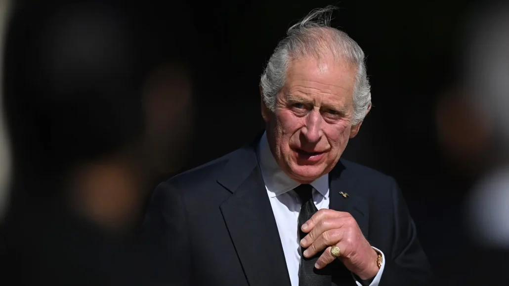 El rey Carlos III ingresa en un hospital de Londres para ser operado de la próstata