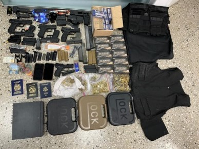 Autoridades ocupan 12 pistolas, municiones y otros pertrechos en Navarrete y SFM