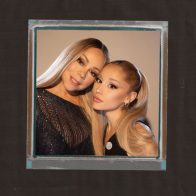 Ariana Grande colaborará con Mariah Carey en el remix de su tema 'Yes, And?'