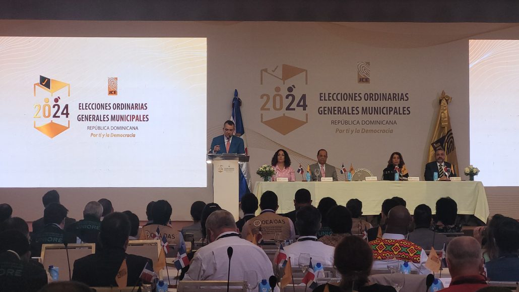 JCE y delegación de observadores: "Elecciones justas, libres e íntegras"
