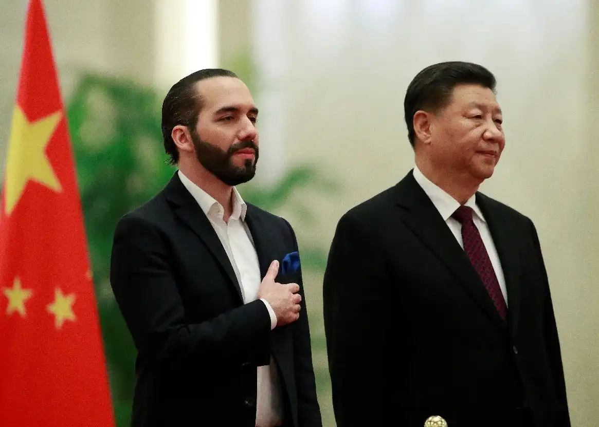 Xi felicita a Bukele por victoria electoral