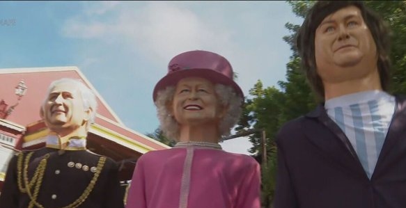 Milei y el rey Carlos III son protagonistas en el carnaval de muñecos gigantes en Brasil