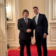 Javier Milei recibe al presidente de Paraguay, Santiago Peña, en la Casa Rosada