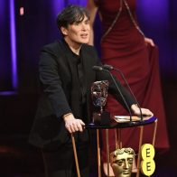 Cillian Murphy y Emma Stone ganan los BAFTA a mejor actor y actriz