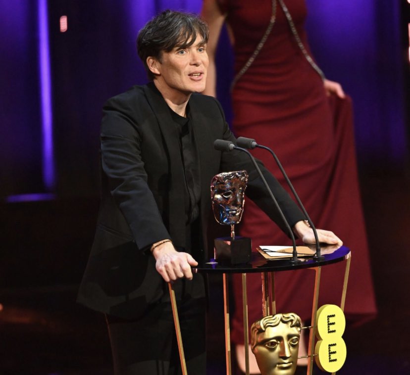 Cillian Murphy y Emma Stone ganan los BAFTA a mejor actor y actriz