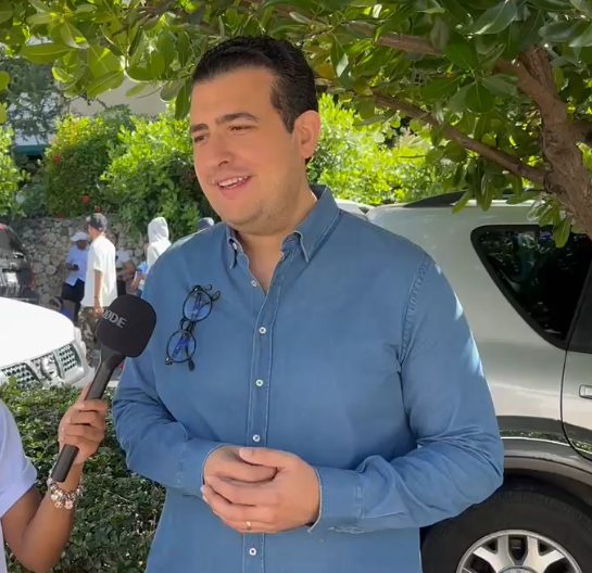 Candidato a regidor Feliz Pacheco asiste a las urnas y hace un llamado a la prudencia