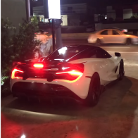 ¡Con sólo un mes! Regresa al dealer McLaren que habría regalado Tekashi a Yailin