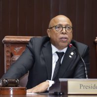 Pacheco explica su ausencia en la Cámara se debe a tratamiento de radioterapia tras cirugía por cáncer de próstata