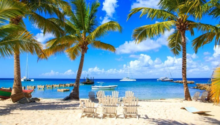 ¡Sábado de playa! Onamet prevé día soleado con chubascos aislados