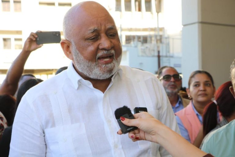 Roberto Fulcar sobre denuncia de irregulares en elecciones: "Oposición construye el relato de su derrota"