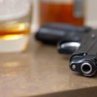 JCE prohíbe bebidas alcohólicas y armas de fuego antes y después de las elecciones