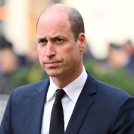 Príncipe William asume protagonismo de corona británica mientras el rey sigue tratamiento