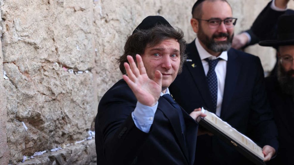Javier Milei califica al papa Francisco como "el argentino más importante de la historia"