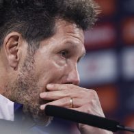 Simeone "LaLiga nos exige estar atentos, el Barcelona nos hizo daño los últimos partidos"