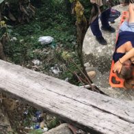 Mujer queda lesionada tras caer por un matorral en Los Alcarrizos