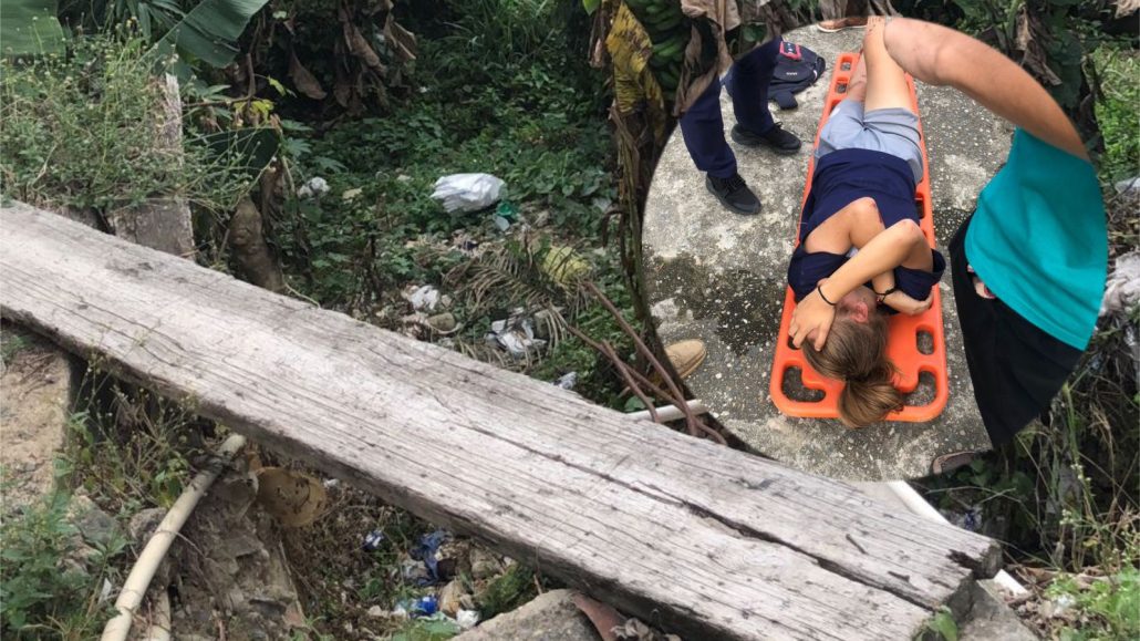 Mujer queda lesionada tras caer por un matorral en Los Alcarrizos