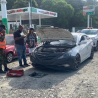 MOPC brinda asistencia en carretera de autopista Duarte a ciudadano