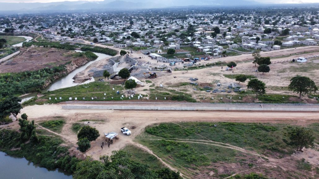 Importancia del "Muro Fronterizo" y medidas de seguridad adoptadas por RD en medio del caos que se vive en Haití