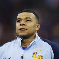 Deschamps: "Los pitos a Mbappé son una decepción, por no decir otra cosa"