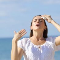 Temperaturas calurosas y algunos aguaceros este martes
