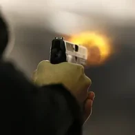 Denuncian persecución del DICRIM contra joven en Los Guaricanos