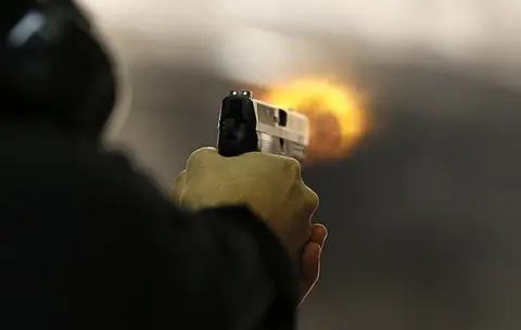Denuncian persecución del DICRIM contra joven en Los Guaricanos
