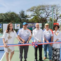 Dominican Fiesta Hotel inaugura moderno complejo de canchas de pickleball