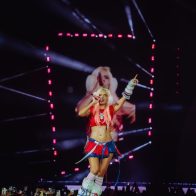 Miles de fanáticos viven una noche bonita junto a Karol G