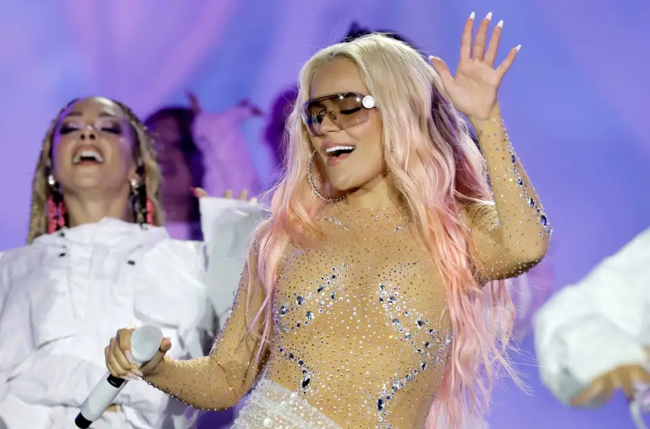 Karol G cerrará su gira europea con cuatro conciertos en el Santiago Bernabéu de Madrid
