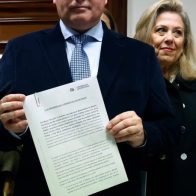Los conservadores piden la dimisión de la presidenta del Congreso español por corrupción