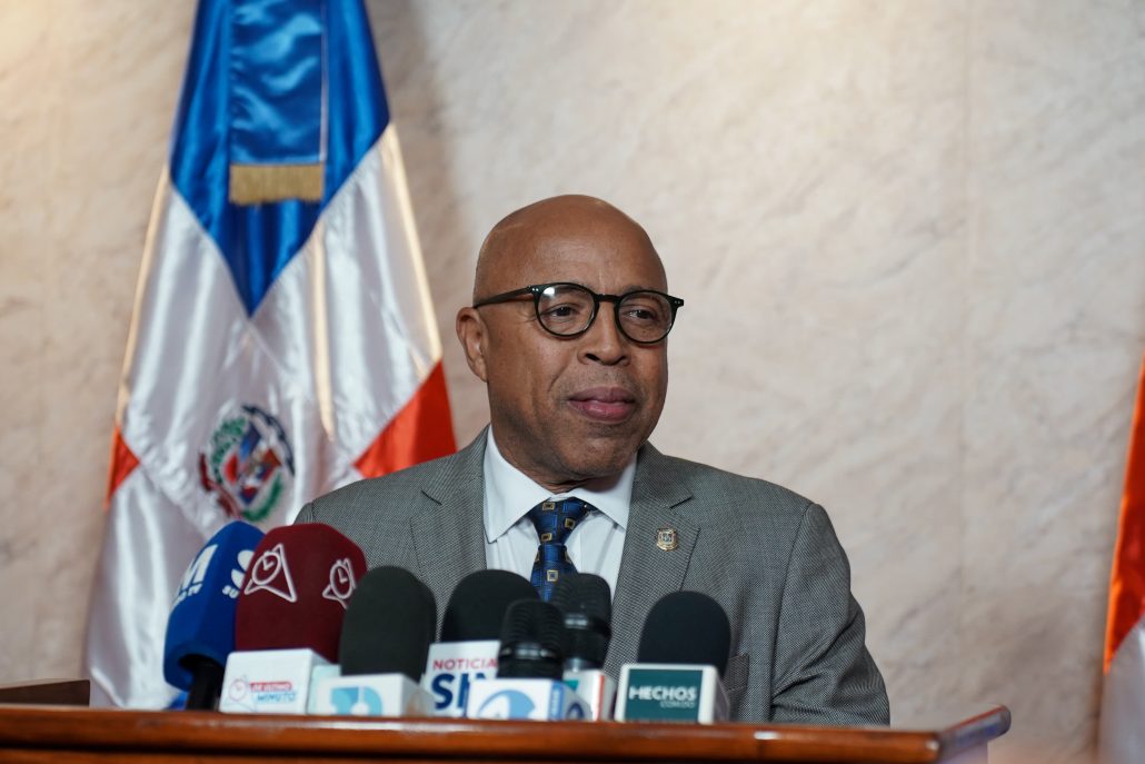 Alfredo Pacheco dice pretenden campaña electoral no detengan trabajos en la Cámara de Diputados