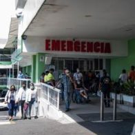Apresados dos hombres perpetraron robo en Clínica Dr. Cruz Jiminián en Cristo Rey