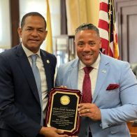 Julio César es honrado "hijo adoptivo" de la ciudad de Paterson en Estados Unidos