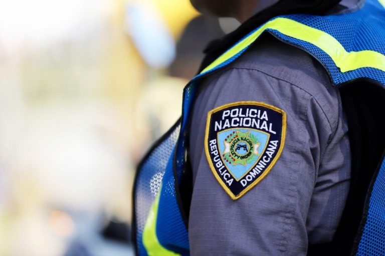 Policía ocupa armas y drogas durante operativos en El Seibo
