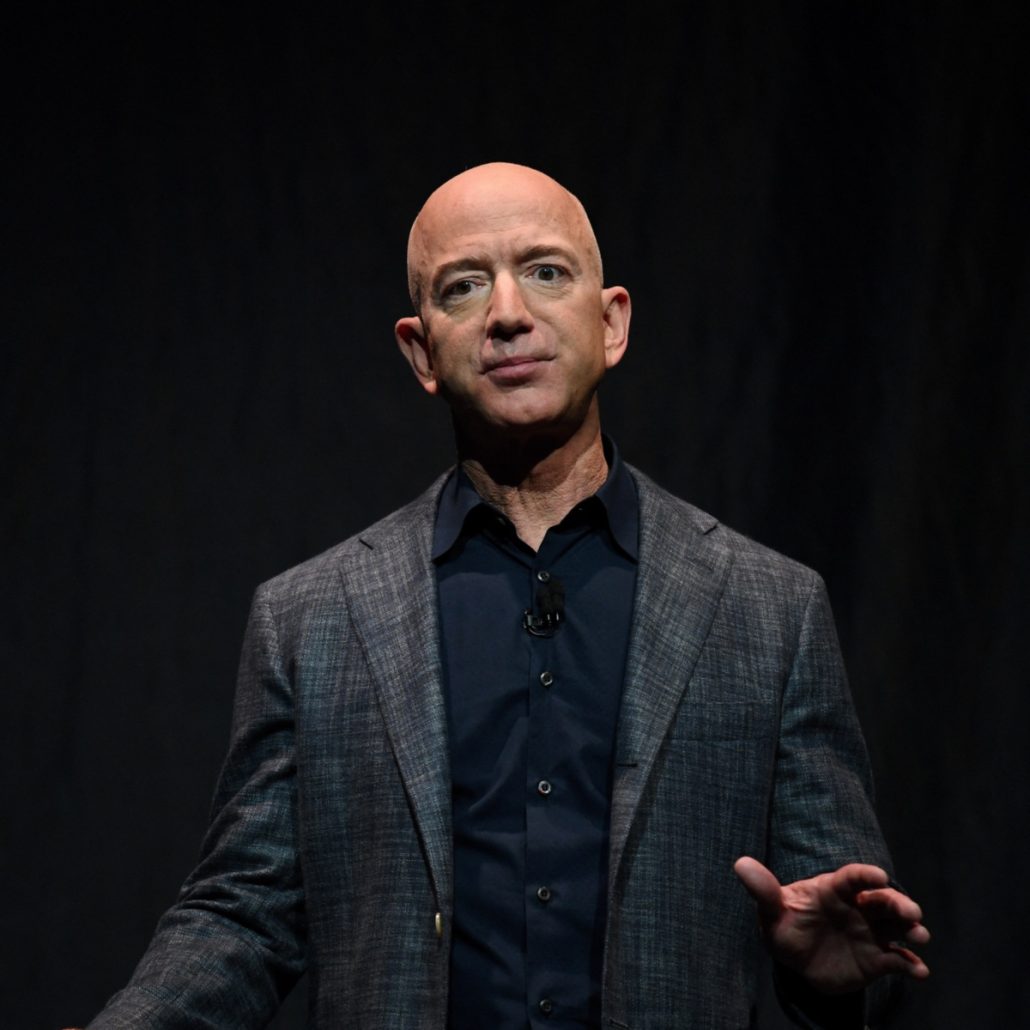 Jeff Bezos vuelve a superar a Elon Musk como el hombre más rico del mundo