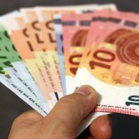 Alemania coloca €3,316 millones en bonos a cinco años a una rentabilidad media del 2.4%