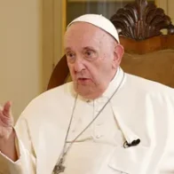 El papa renuncia a leer su discurso por salud