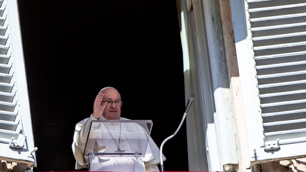 El papa avisa al mundo que el desarme es "un deber moral"