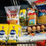 La canasta básica de alimentos para un hogar venezolano sube el 2.5% en un mes, según ONG