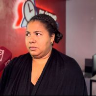 Madre pide justicia tras muerte de su hijo en La 42 de Capotillo