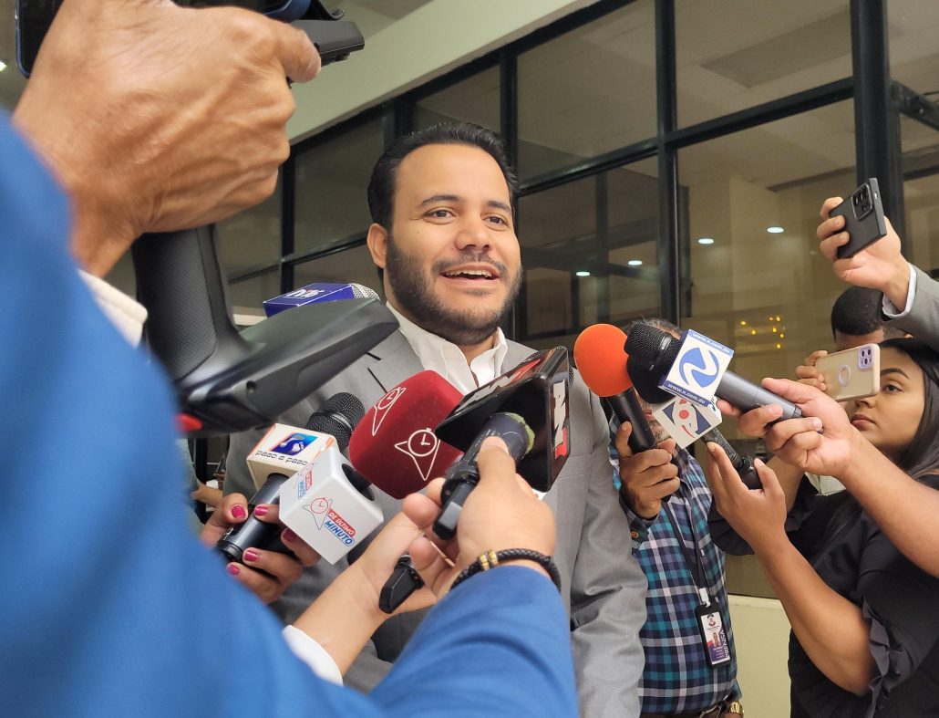 Legisladores rechazan declaración Amnistía Internacional e insisten solución crisis haitiana no está en RD