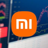 Xiaomi se dispara un 16% en bolsa tras lanzamiento de su primer auto eléctrico