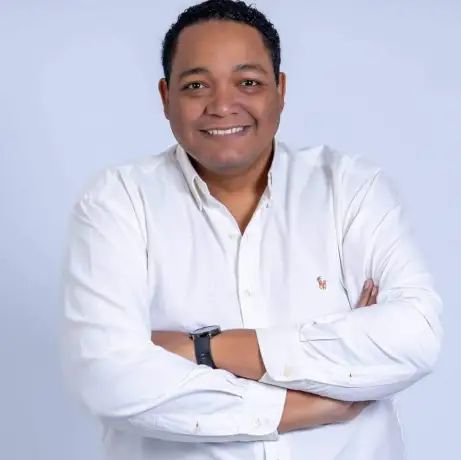 Falleció el periodista Vegano Ambiorix Ortega