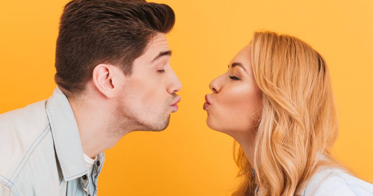 Cada vez que besas a alguien, se intercambian mas de 80 millones de bacterias