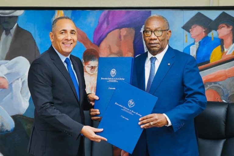 UASD e INDOTEL desarrollarán proyecto de transformación digital