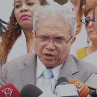 Médicos protestan por sanciones judiciales contra centros de salud
